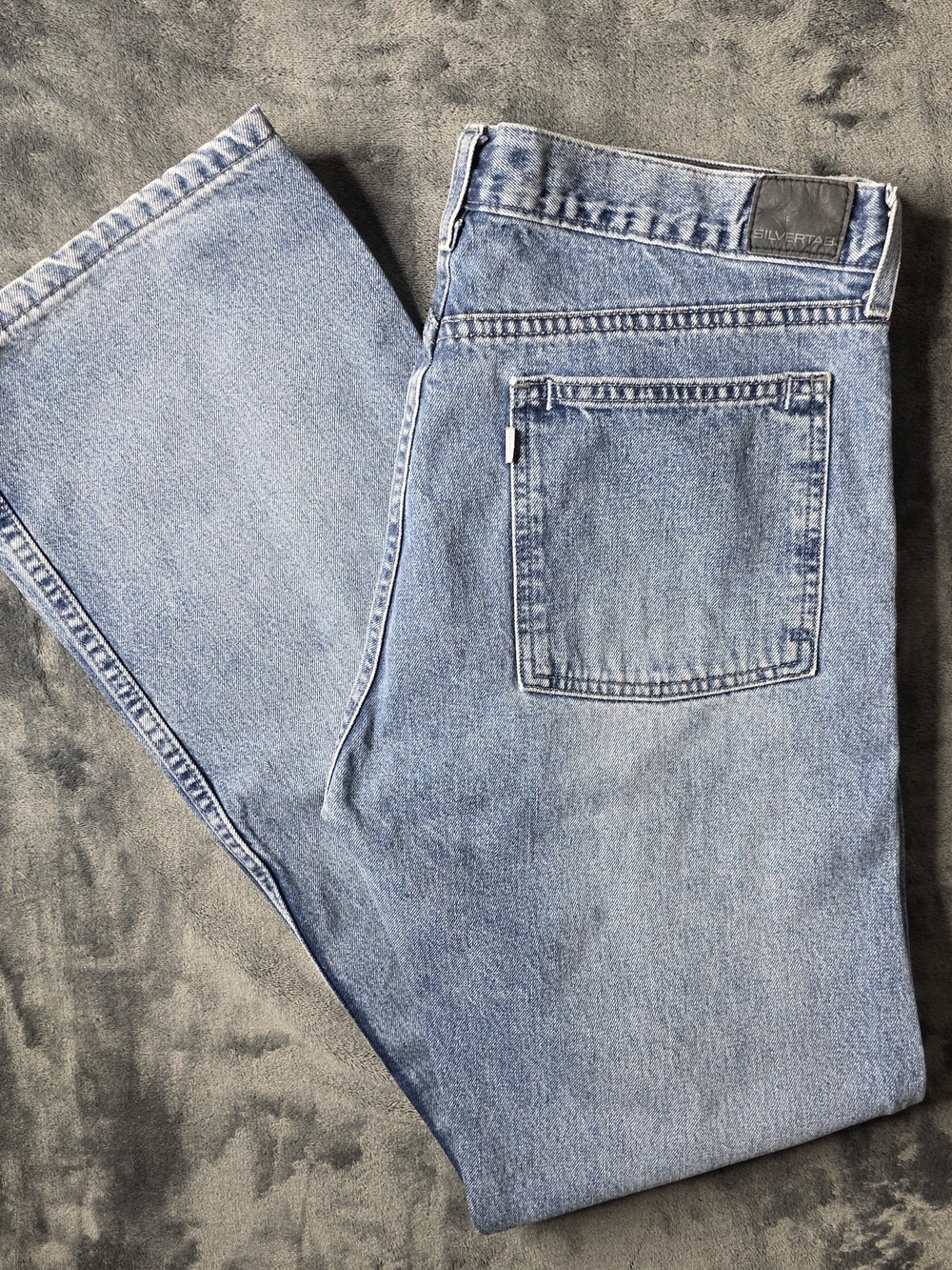 Vintage Y2K Levis Silver Tab Boot Fit Blue Jeans Mens Size 34x34